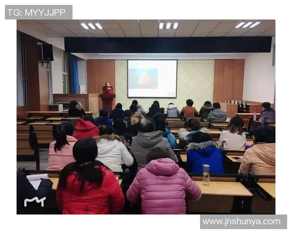 王秀英独家揭秘网球技巧与心得分享助你提升球技的秘密